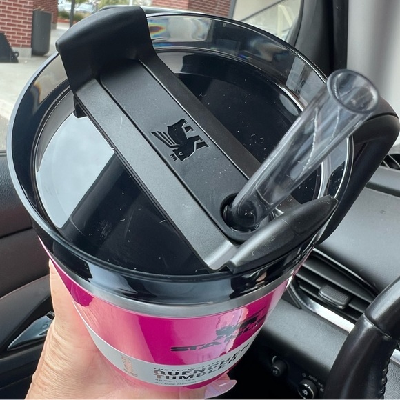 Brand New! Neon Pink 40oz Stanley cup - Picture 4 of 4